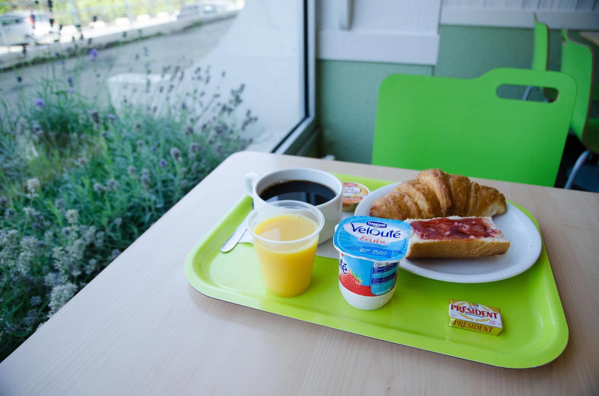 Ibis Budget Aeroport Le Bourget Garonor Le Blanc-Mesnil Exterior photo