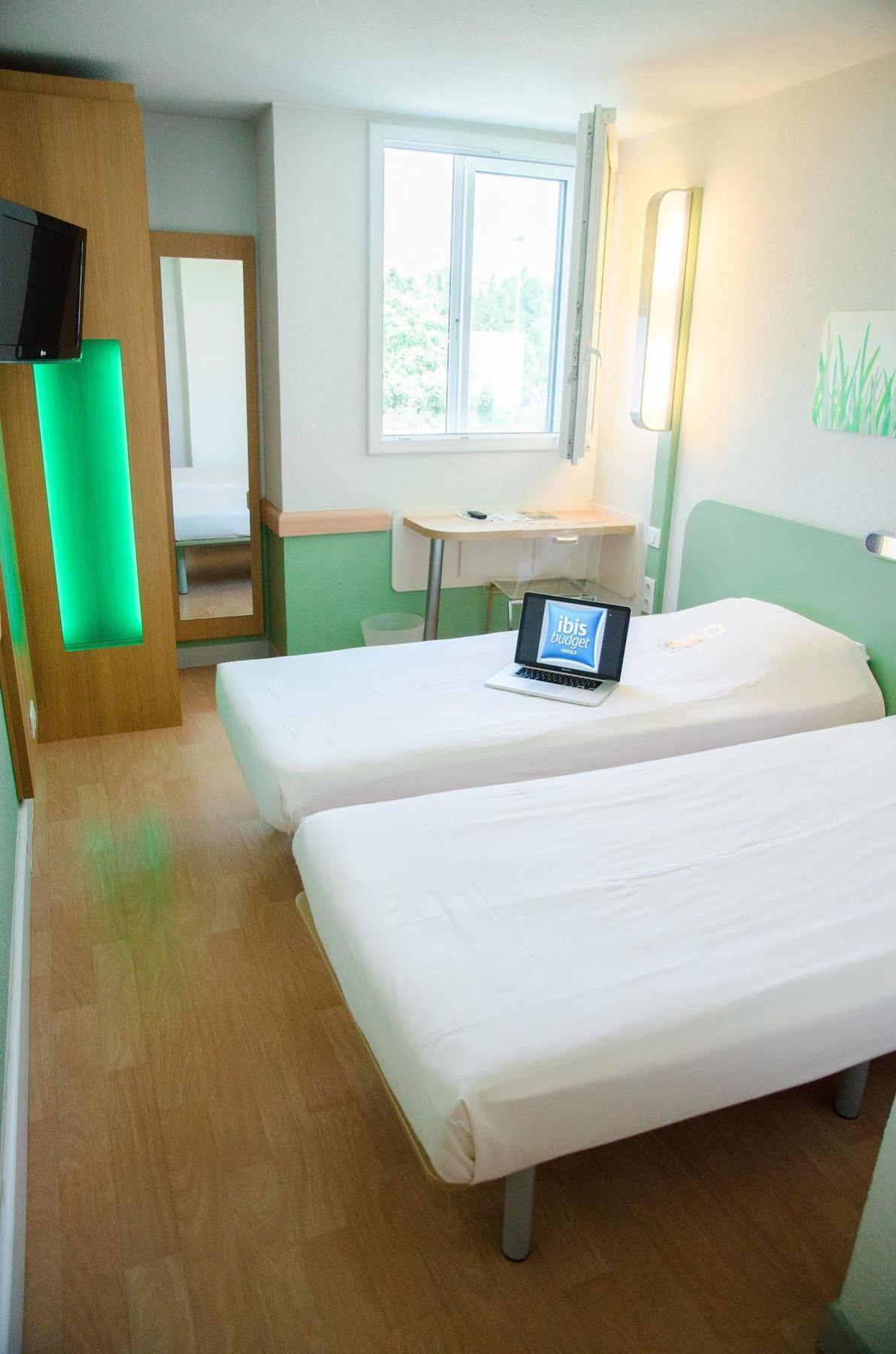 Ibis Budget Aeroport Le Bourget Garonor Le Blanc-Mesnil Exterior photo