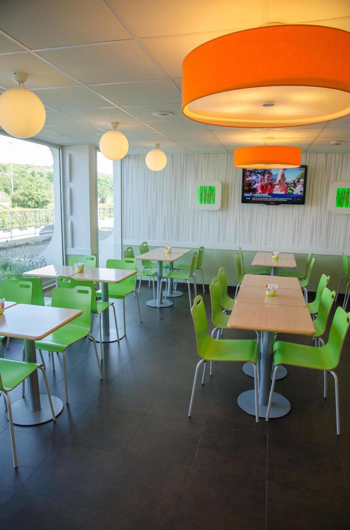 Ibis Budget Aeroport Le Bourget Garonor Le Blanc-Mesnil Exterior photo